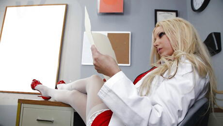 Stunning puerto rican older Gina Lynn suck cock and fucked hard 